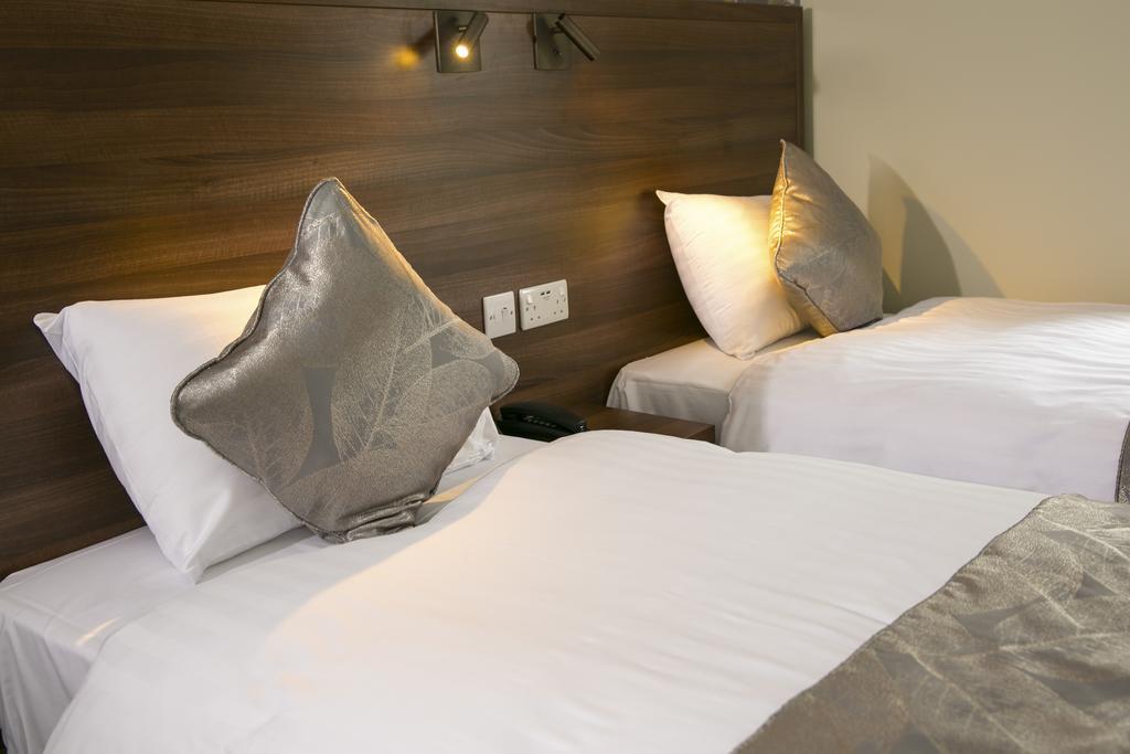 Manor Parc Hotel Кардіфф Екстер'єр фото