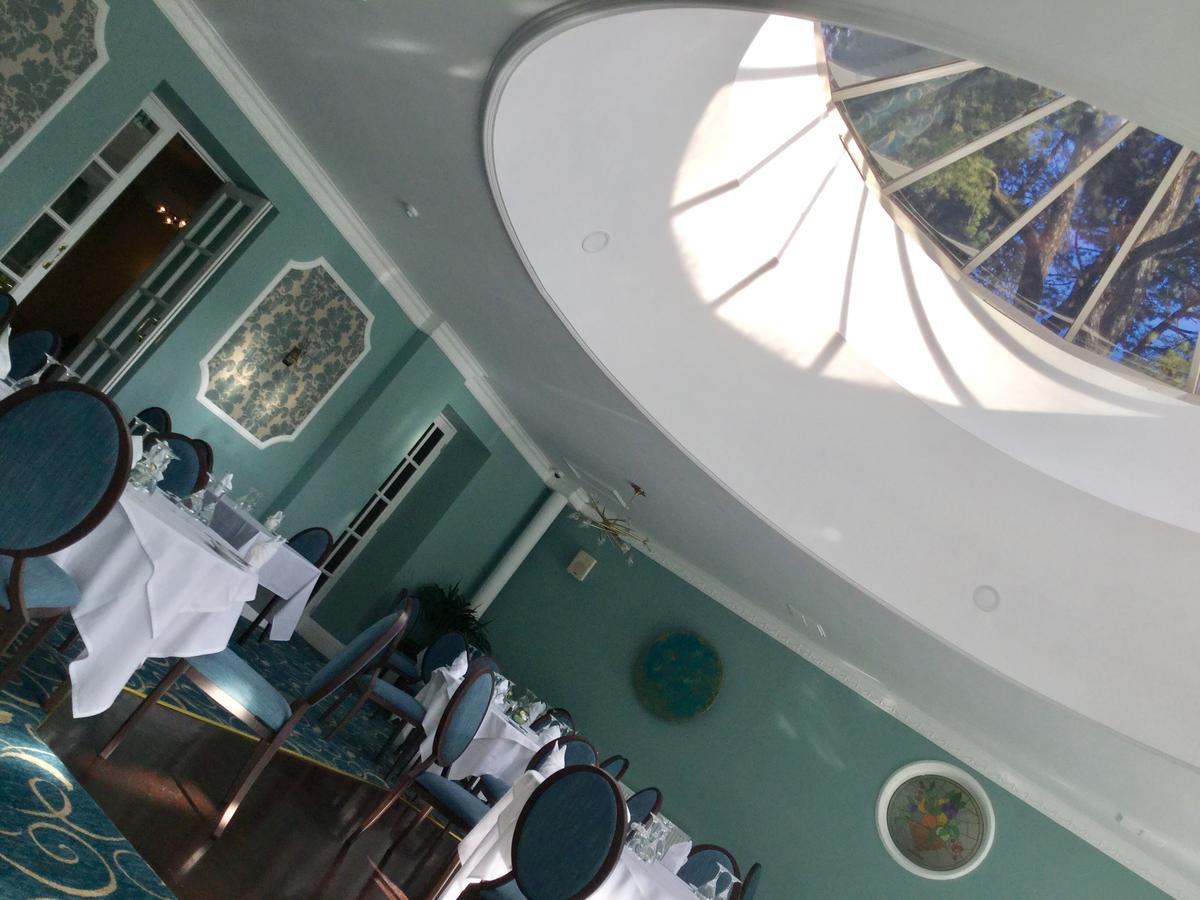 Manor Parc Hotel Кардіфф Екстер'єр фото